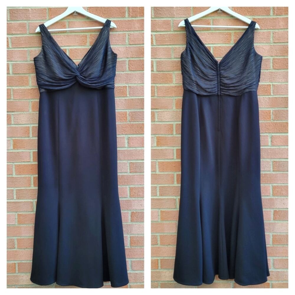 Wayne Clark Vintage Black Trumpet Front Twist Gown size 16 NO SIZE TAG